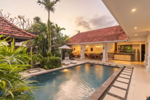 4 bedrooms Villa in Tibubeneng, Badung, Bali (13745) 2