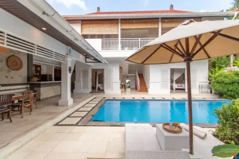 4 bedrooms Villa in Tibubeneng, Badung, Bali (13745) 4
