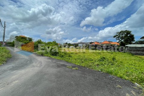 1000m2 Land in Tibubeneng, Badung, Bali (2395) 6