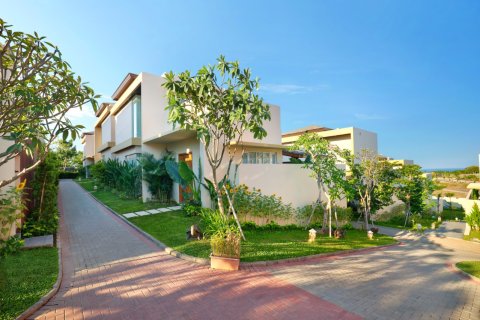 Вилла с 65 спальнями в Нуса Дуа, Бадунг,  (9796) 23