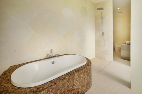 Вилла с 65 спальнями в Нуса Дуа, Бадунг,  (9796) 14