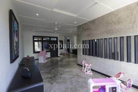 Вилла с 3 спальнями в Керобокан, Бадунг, (9847) 9