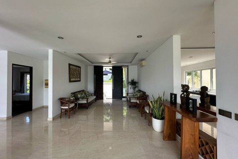 4 bedrooms Villa in Ungasan, Badung, Bali (14967) 6