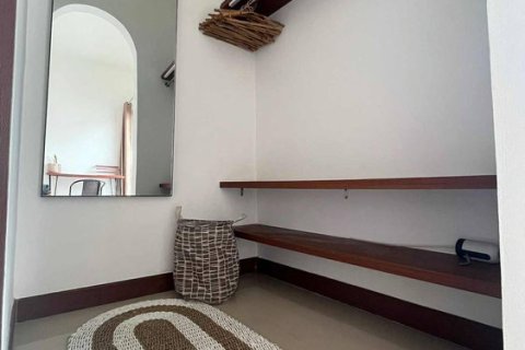 4 bedrooms Villa in Ungasan, Badung, Bali (14966) 6
