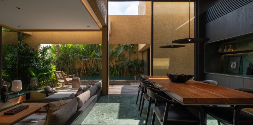 3 bedrooms House in Kerobokan, Badung, Bali (15605)