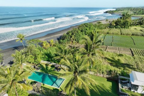 Вилла с 5 спальнями в Табанан,  (2044) 26