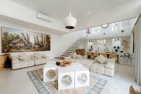 Вилла с 3 спальнями в Южный Денпасар, Денпасар, Бали (2045) 16