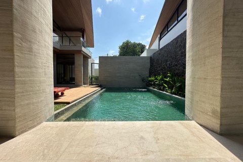 Вилла с 4 спальнями в Южный Денпасар, Денпасар,  (9447) 30
