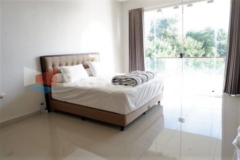 4 bedrooms Villa in Jimbaran, Badung, Bali (2542) 13