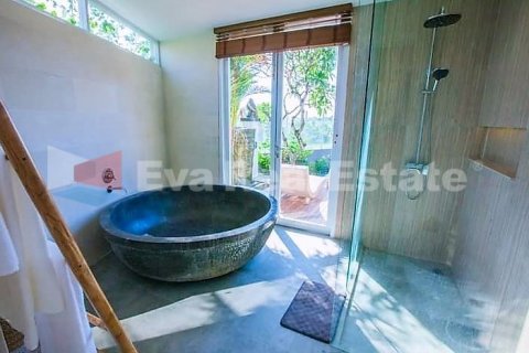 3 bedrooms Villa in Tibubeneng, Badung, Bali (2540) 10