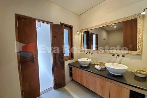 3 bedrooms Villa in Tibubeneng, Badung, Bali (2540) 11