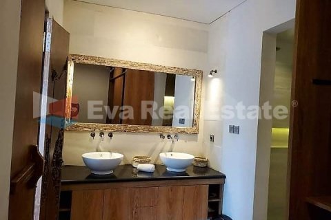 3 bedrooms Villa in Tibubeneng, Badung, Bali (2540) 12