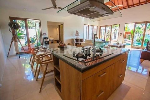 3 bedrooms Villa in Tibubeneng, Badung, Bali (2540) 5