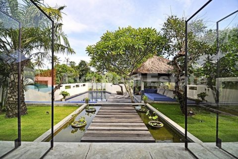 4 bedrooms Villa in Kerobokan, Badung, Bali (2541) 24