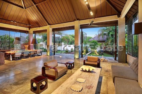 4 bedrooms Villa in Kerobokan, Badung, Bali (2541) 9