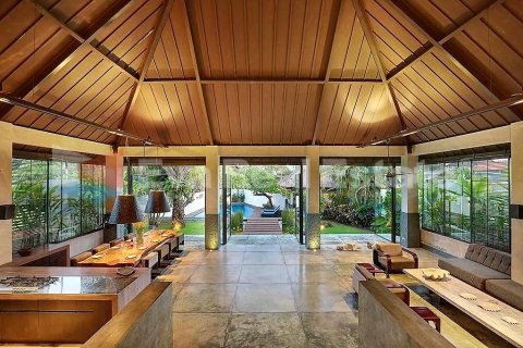 4 bedrooms Villa in Kerobokan, Badung, Bali (2541)