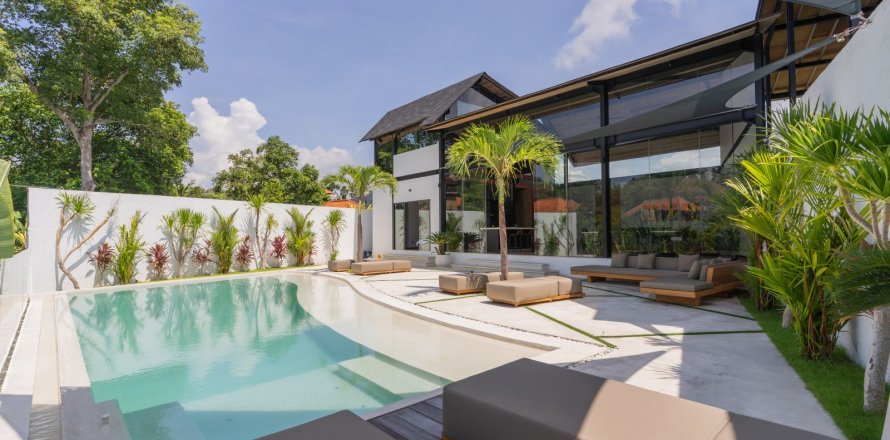 3 bedrooms Villa in Kerobokan, Badung, Bali (4470)
