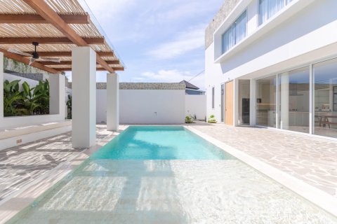 Вилла с 4 спальнями в Цемаги, Менгви, Бадунг,  (9449) 17