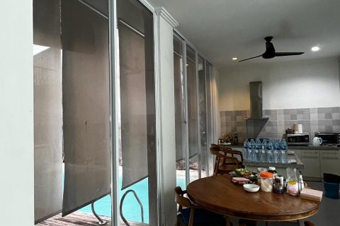 Вилла с 3 спальнями в Джимбаран, Бадунг,  (9375) 4