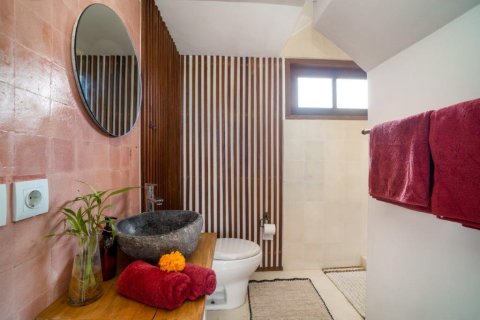 Вилла с 2 спальнями в Пекату, Бадунг, (9371) 9