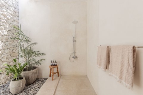 6 bedrooms Villa in Denpasar, Bali (4435) 17