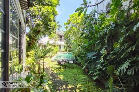 Вилла с 4 спальнями в Керобокан, Бадунг,  (9261) 13