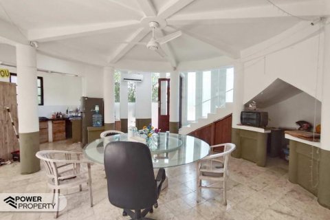 Вилла с 4 спальнями в Керобокан, Бадунг,  (9261) 5