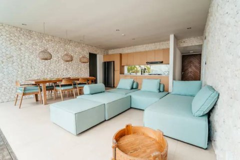 4 bedrooms Villa in Pecatu, Badung, Bali (15117) 2