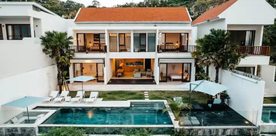 4 bedrooms Villa in Pecatu, Badung, Bali (15117)