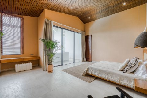 4 bedrooms House in Kerobokan, Badung, Bali (4512) 12