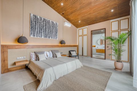 4 bedrooms House in Kerobokan, Badung, Bali (4512) 16