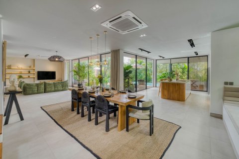 4 bedrooms House in Kerobokan, Badung, Bali (4512) 8