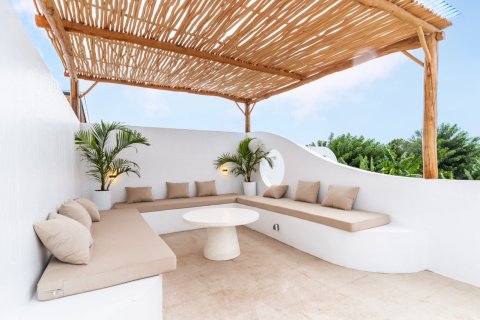 110m2 Villa in South Kuta, Badung, Bali (10258) 13