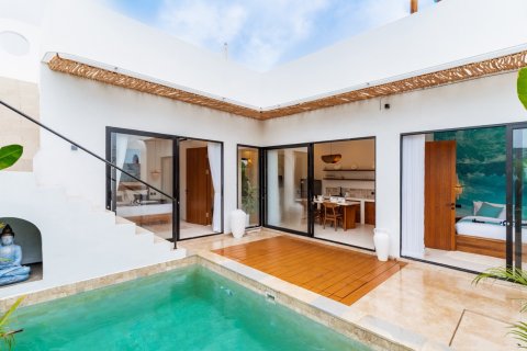 Studio Villa in South Kuta, Badung, Bali (10258)