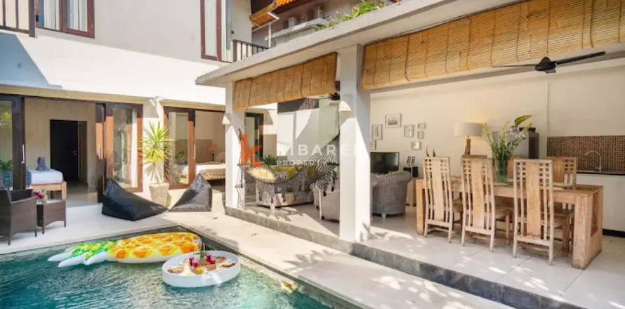 3 bedrooms Villa in Kerobokan, Badung, Bali (13393)