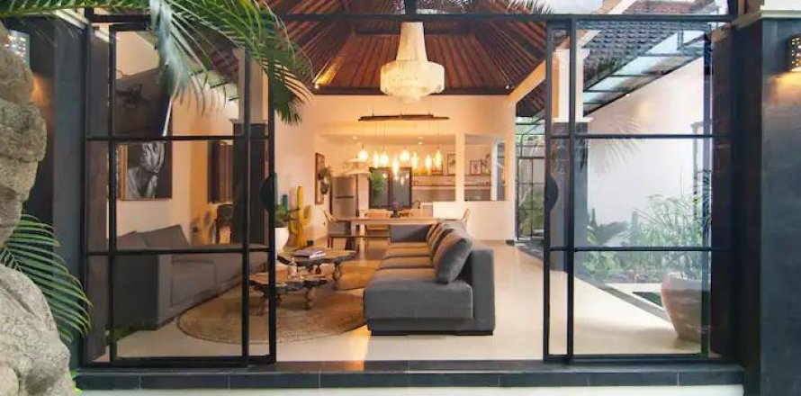 3 bedrooms Villa in Seminyak, Badung, Bali (15161)