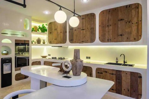 4 bedrooms Villa in Canggu, Badung, Bali (15206)