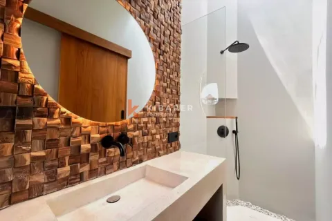 3 bedrooms Villa in Badung, Bali (13135) 17