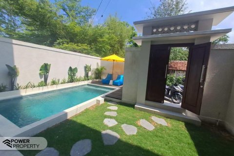 Вилла с 2 спальнями в Керобокан, Бадунг, (9221) 23