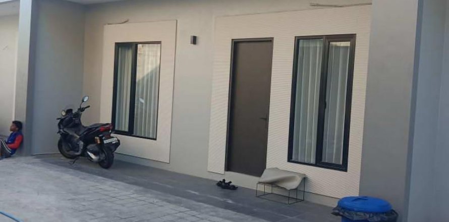 Вилла с 2 спальнями в Джимбаран, Бадунг, (9217)