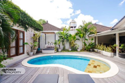 Вилла с 3 спальнями в Керобокан, Бадунг, (9781) 20