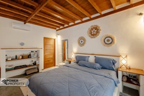 Вилла с 3 спальнями в Керобокан, Бадунг, (9781) 27