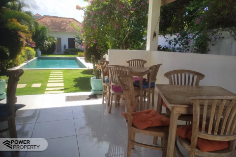 Вилла с 6 спальнями в Южная Кута, Бадунг,  (9277) 5