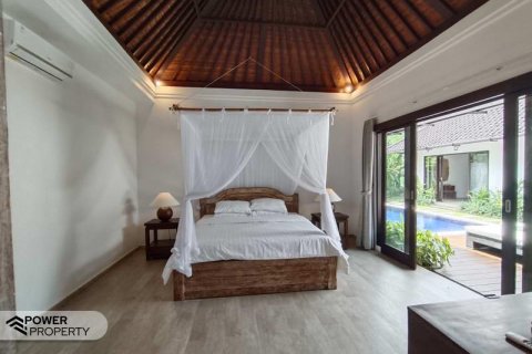Вилла с 3 спальнями в Переренан, Менгви, Бадунг,  (9279) 24