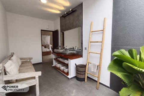 Вилла с 3 спальнями в Переренан, Менгви, Бадунг,  (9279) 23