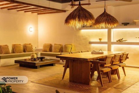 Вилла с 3 спальнями в Переренан, Менгви, Бадунг,  (9279) 10