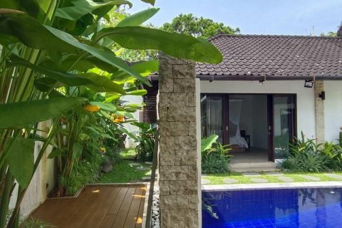 Вилла с 3 спальнями в Переренан, Менгви, Бадунг,  (9279) 2