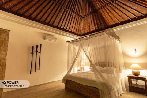 Вилла с 3 спальнями в Переренан, Менгви, Бадунг,  (9279) 12