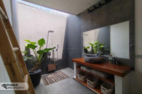 Вилла с 3 спальнями в Переренан, Менгви, Бадунг,  (9279) 29