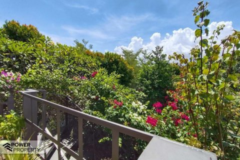 Вилла с 4 спальнями в Керобокан, Бадунг,  (9280) 6